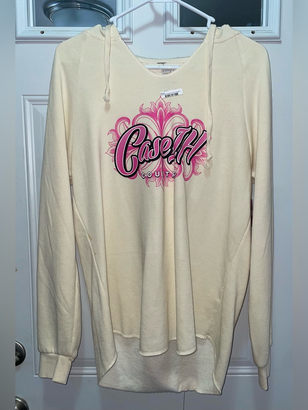 Woman’s Size Med Case IH Country Cream Colored Pullover Hoodie NWT